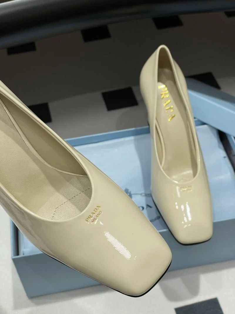 Tailored Prada Heeled Shoes 34885