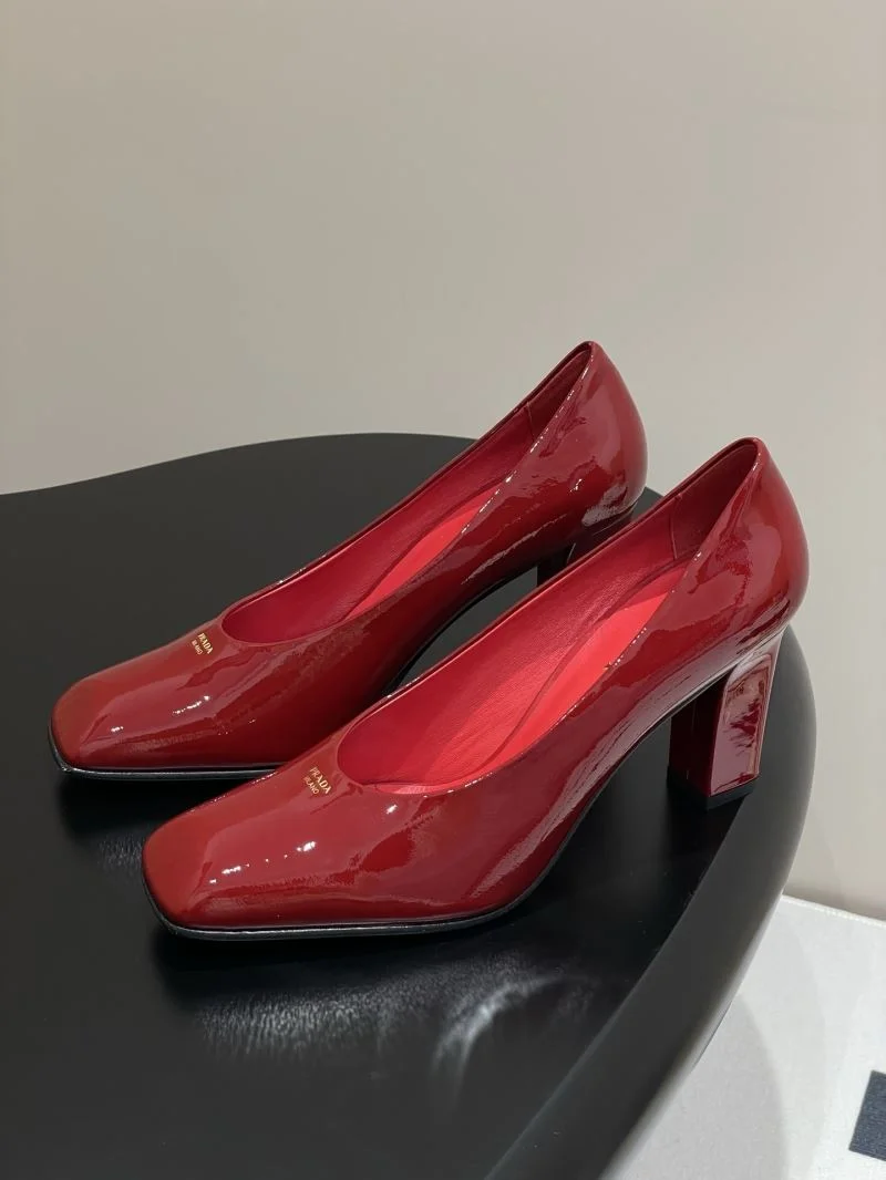 Prada Heeled Shoes Flexible 34886