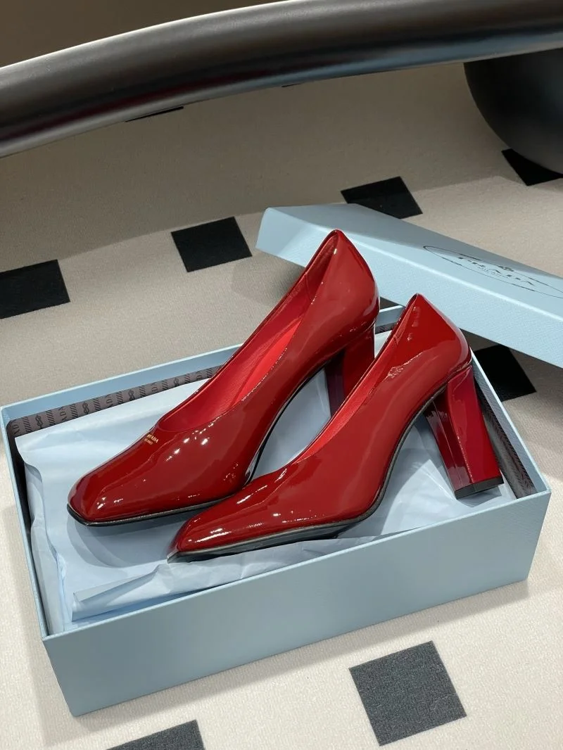 Prada Heeled Shoes Flexible 34886