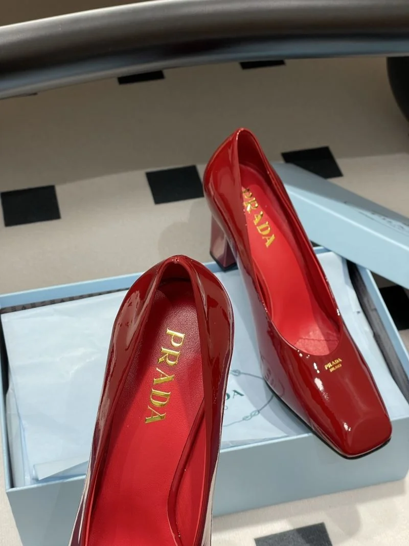 Prada Heeled Shoes Flexible 34886