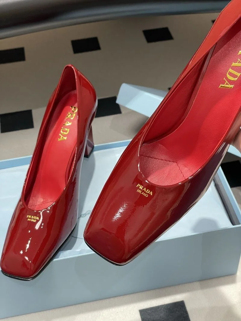 Prada Heeled Shoes Flexible 34886