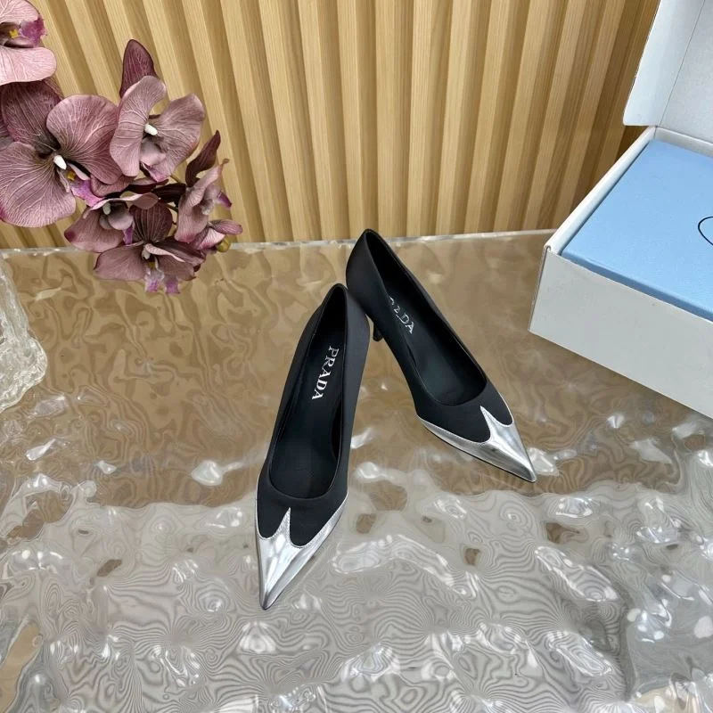 Minimalist Prada Heeled Shoes 34855