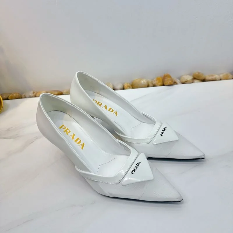 Fashionable Prada Heeled Shoes 34853