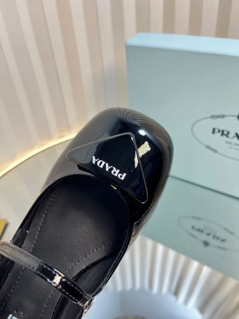Prada Heeled Shoes Unisex 34848