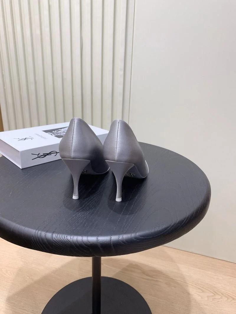 Prada Heeled Shoes Tailored 34235