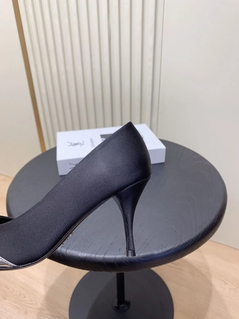 Sophisticated Prada Heeled Shoes 34238