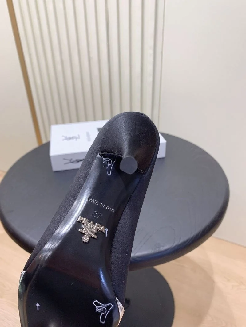 Sophisticated Prada Heeled Shoes 34238