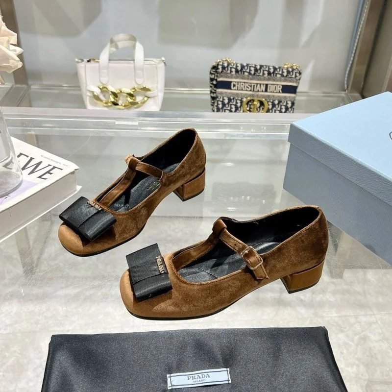 Prada Heeled Shoes Effortless 34232