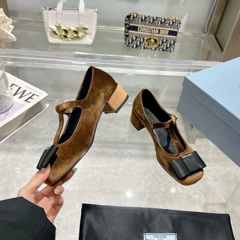 Prada Heeled Shoes Effortless 34232