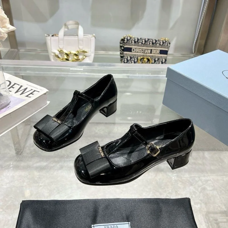 ZipUp Prada Heeled Shoes 34230