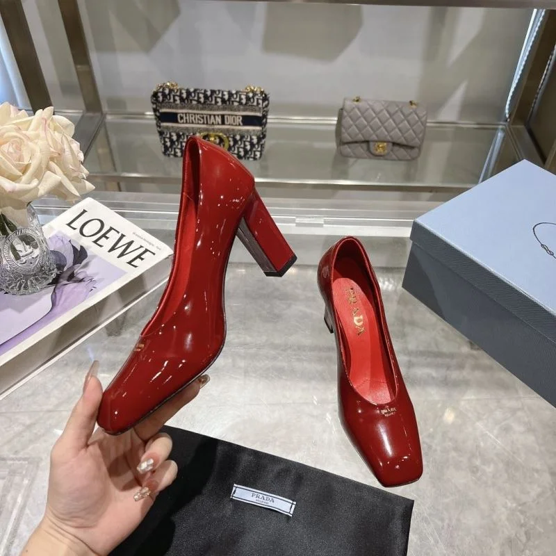 Prada Heeled Shoes Flexible 34220