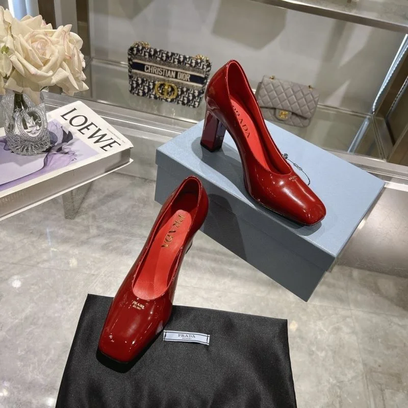 Prada Heeled Shoes Flexible 34220
