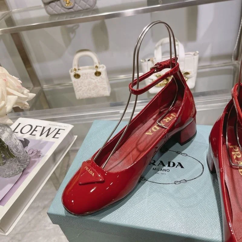 FlexibleFit Prada Heeled Shoes 34211