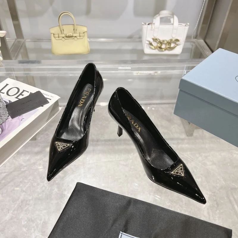 Prada Heeled Shoes Fashionable 34219