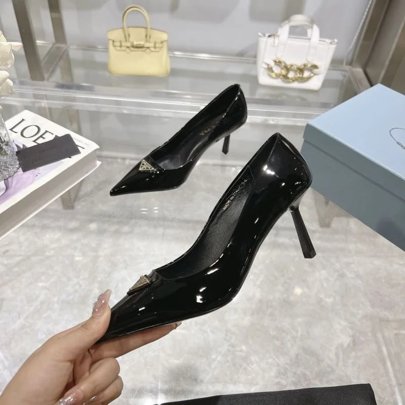 Prada Heeled Shoes Fashionable 34219