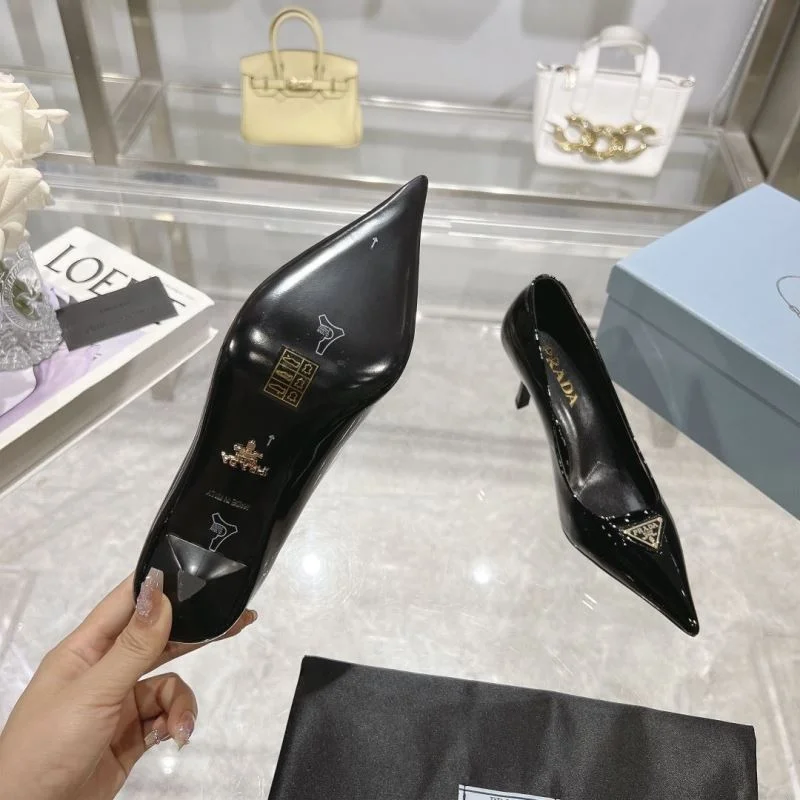 Prada Heeled Shoes Fashionable 34219