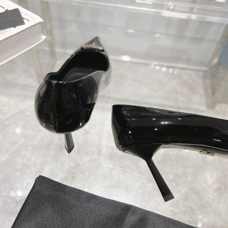 Prada Heeled Shoes Fashionable 34219