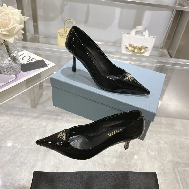 Prada Heeled Shoes Fashionable 34219