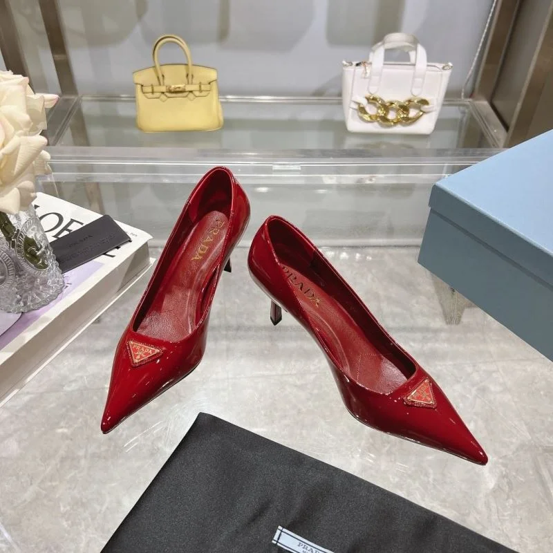 Stylish Prada Heeled Shoes 34216