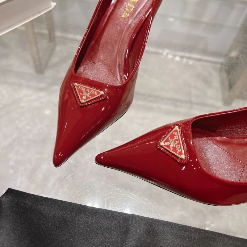 Stylish Prada Heeled Shoes 34216
