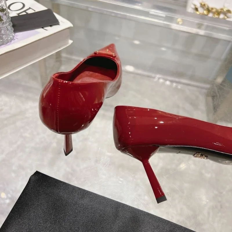 Stylish Prada Heeled Shoes 34216