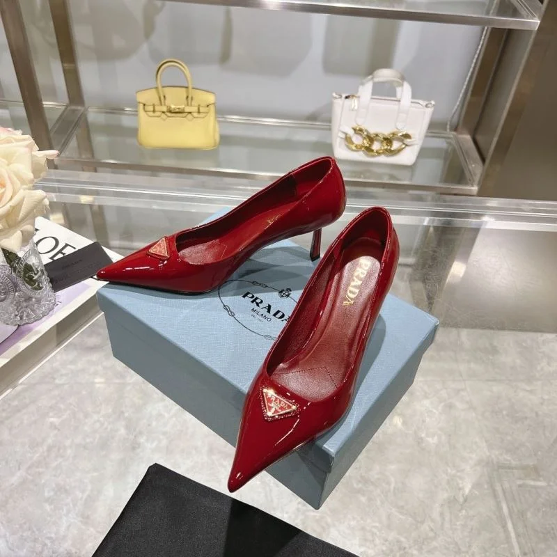 Stylish Prada Heeled Shoes 34216