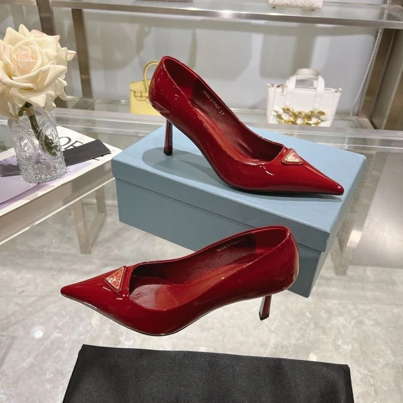 Stylish Prada Heeled Shoes 34216