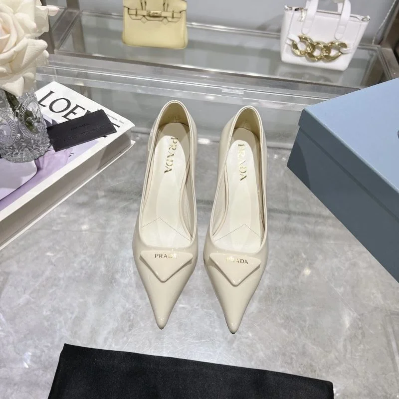 Attractive Prada Heeled Shoes 34213