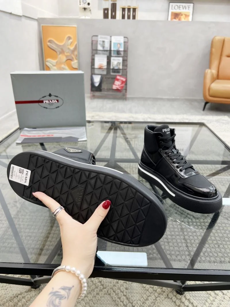 Prada High Shoes WaterResistant 33986