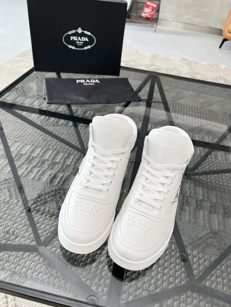Efficient Prada High Shoes 33981