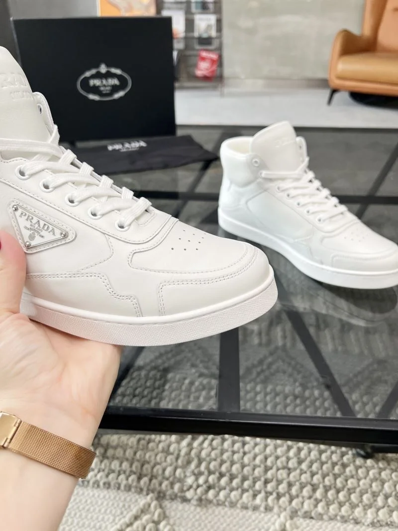 Efficient Prada High Shoes 33981