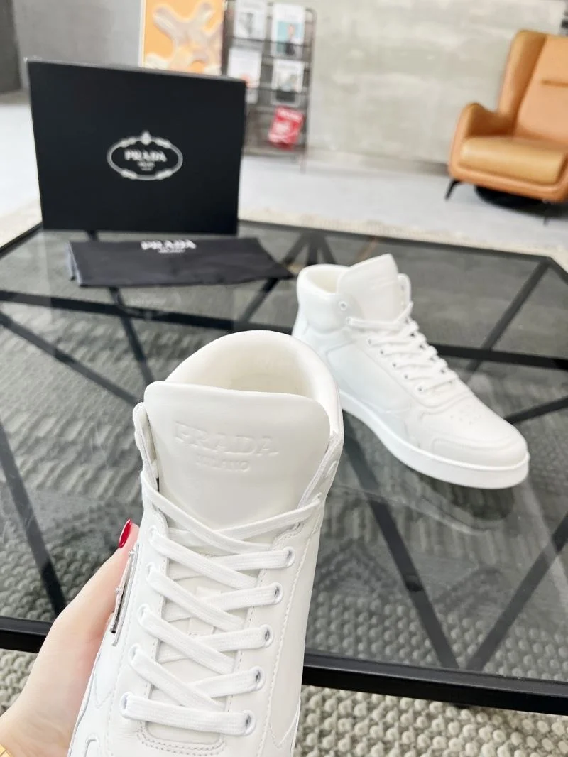 Efficient Prada High Shoes 33981