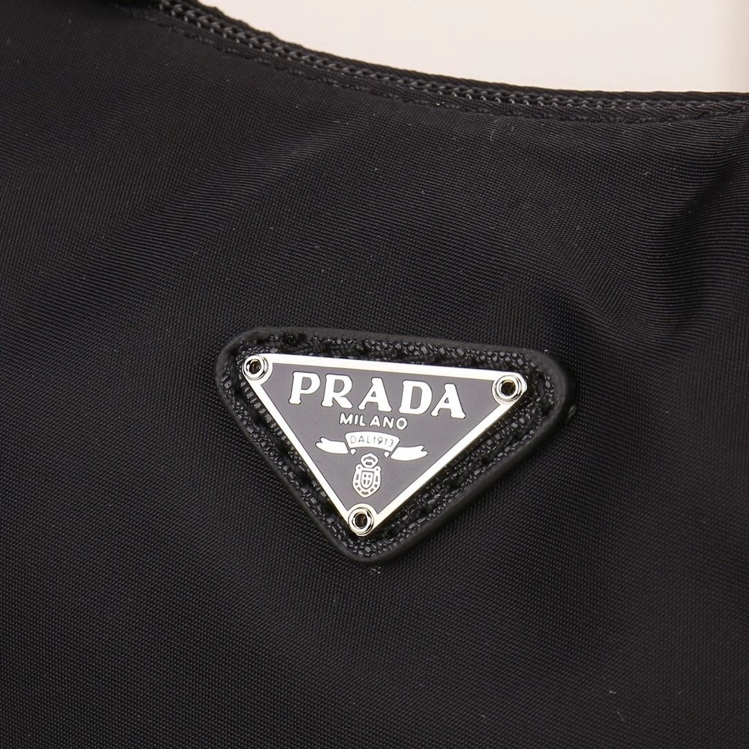 Prada Hobo Bags WeatherProof 90623