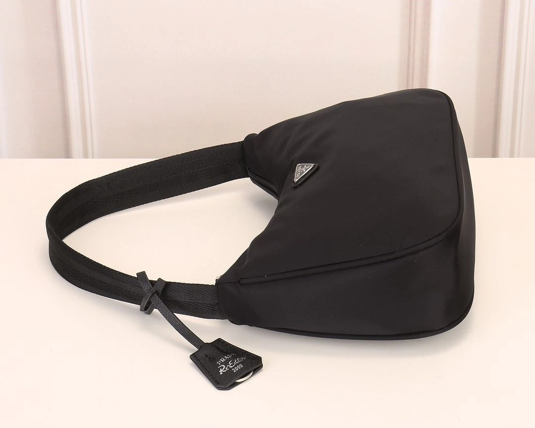 Prada Hobo Bags WeatherProof 90623