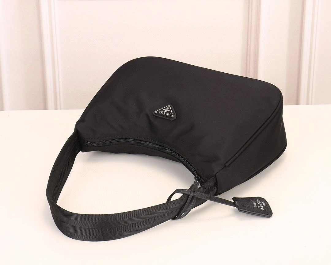 Prada Hobo Bags WeatherProof 90623