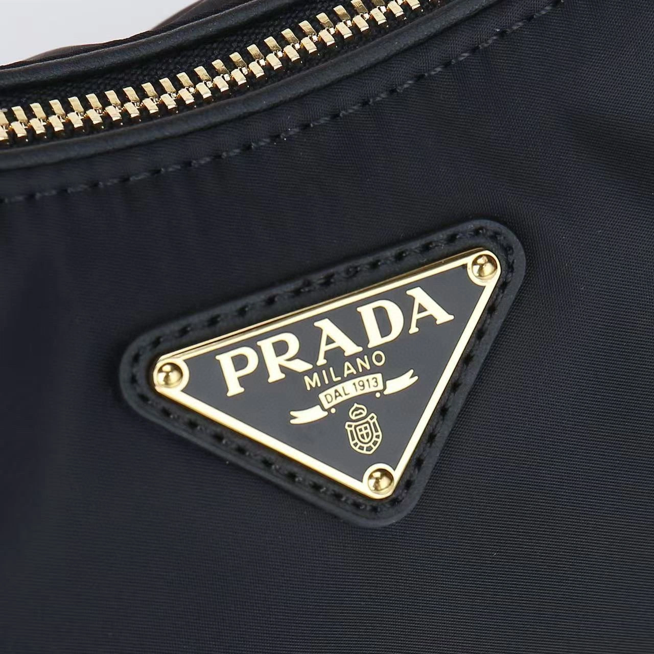 EasyMatch Prada Hobo Bags 90615