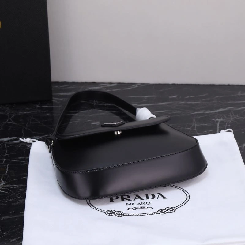 Prada Hobo Bags Comfortable 87210
