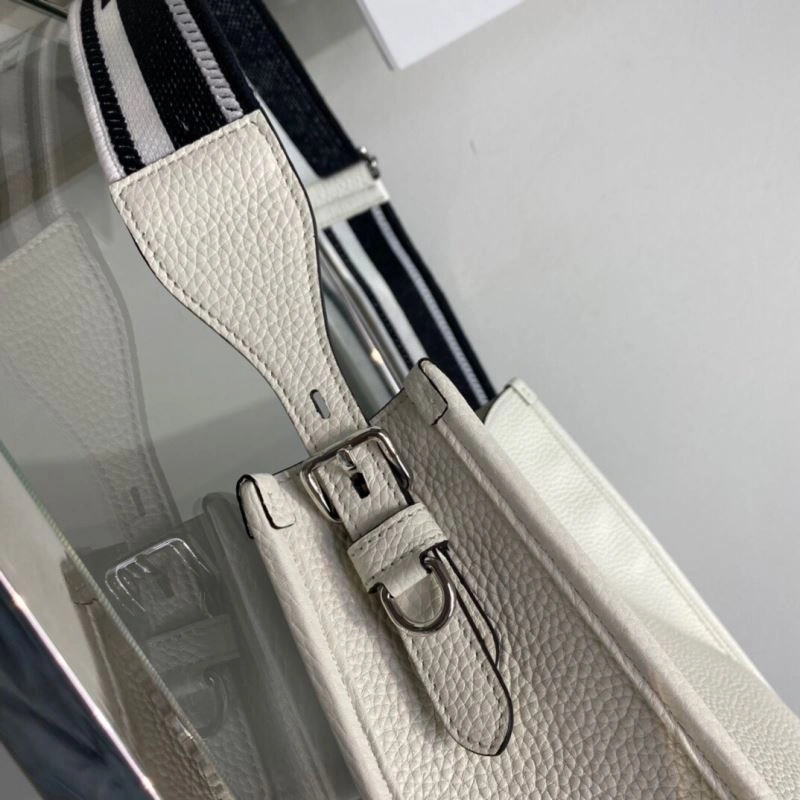 Prada Hobo Bags Versatile 75205