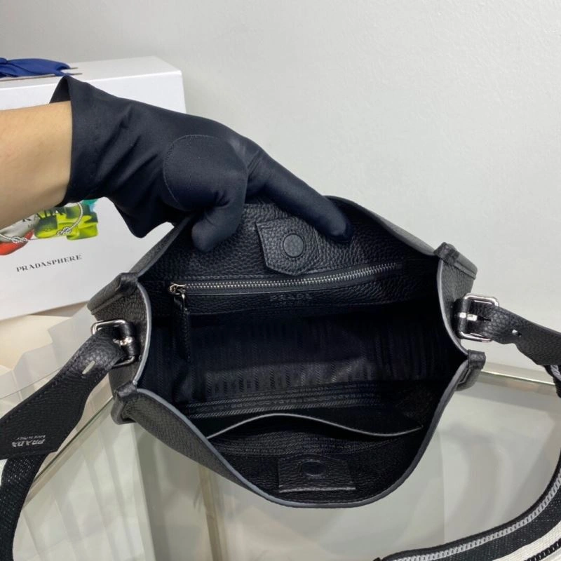 Prada Hobo Bags Modern 75194