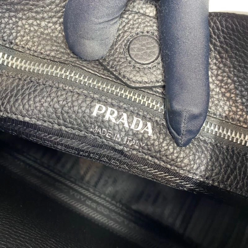 Prada Hobo Bags Modern 75194