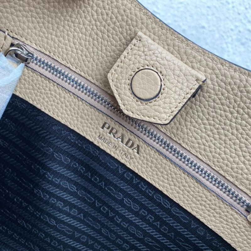 StreetReady Prada Hobo Bags 75182