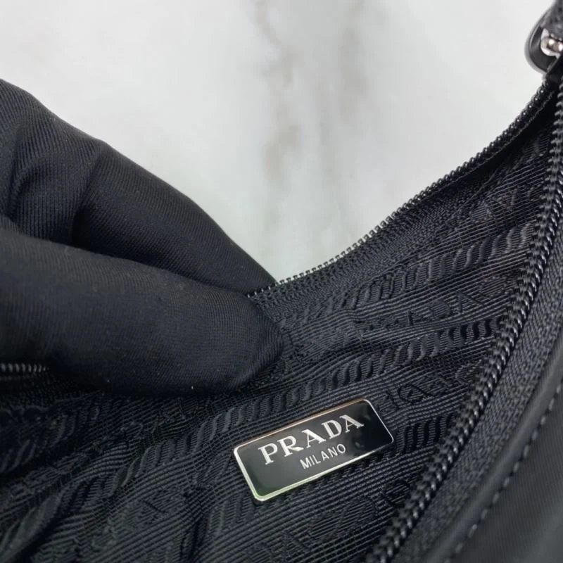 Stretchable Prada Hobo Bags 37730