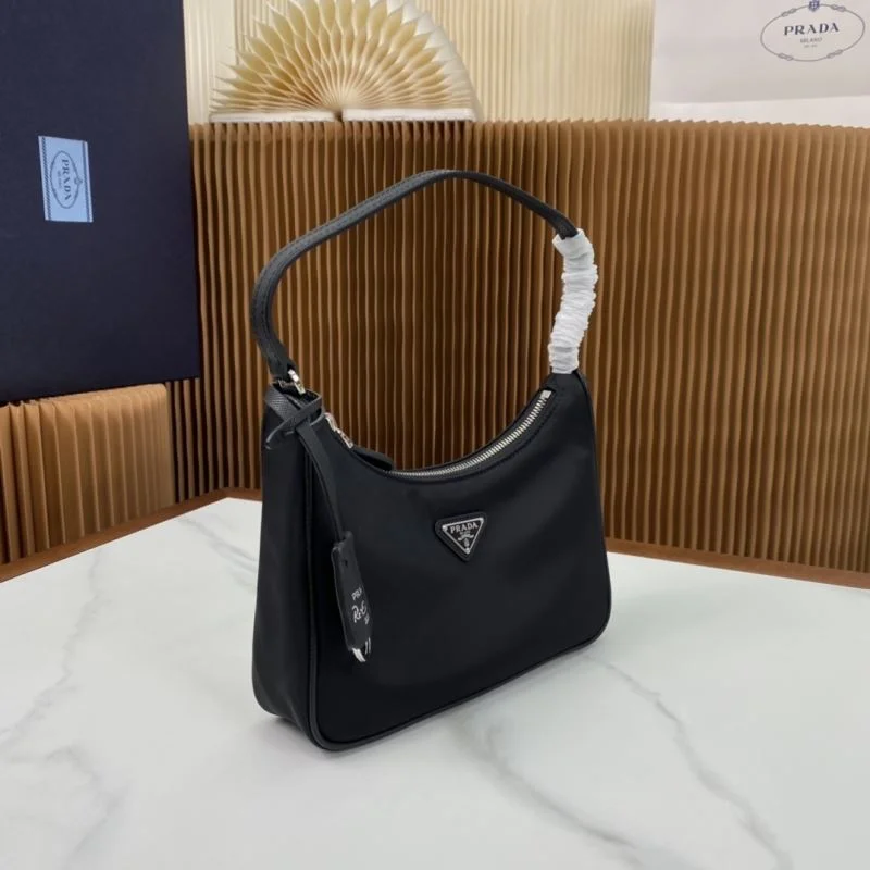 Breathable Prada Hobo Bags 37733