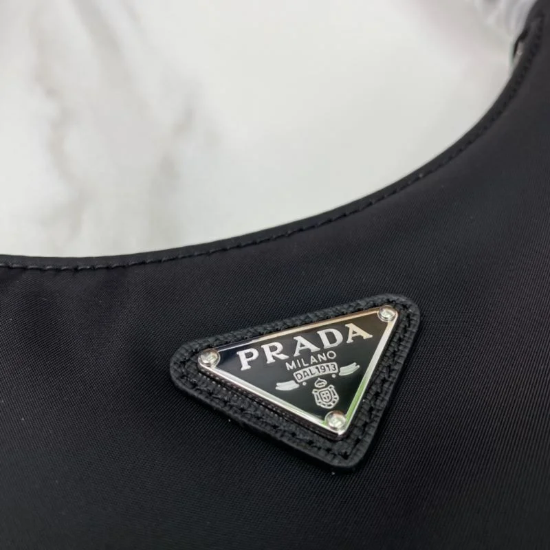 Breathable Prada Hobo Bags 37733