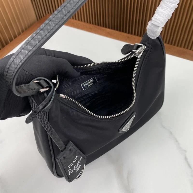 Breathable Prada Hobo Bags 37733