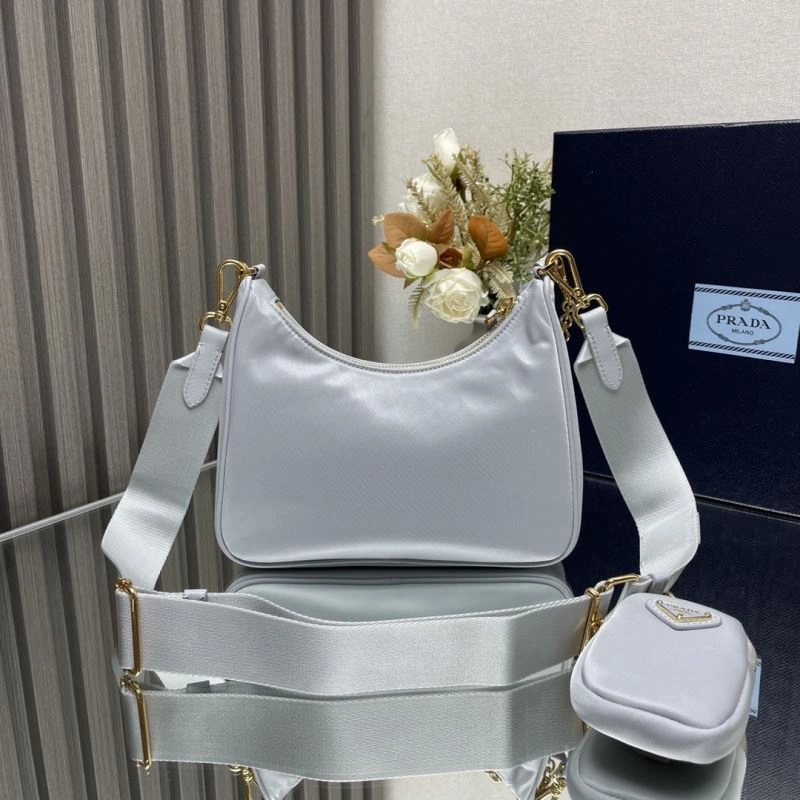 Prada Hobo Bags Bright 75140
