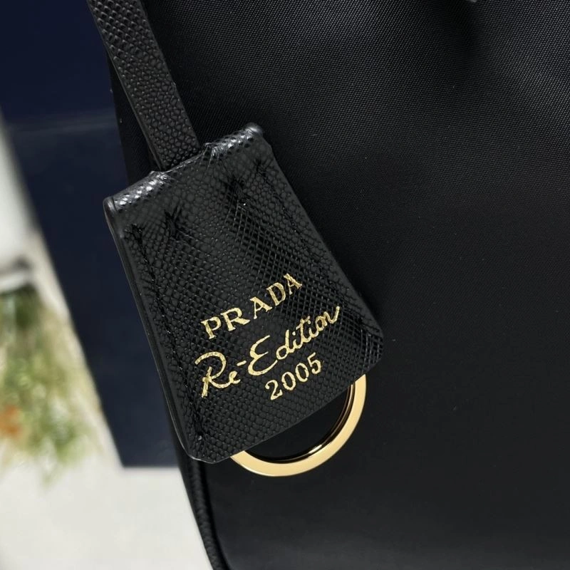 Durable Prada Hobo Bags 75144
