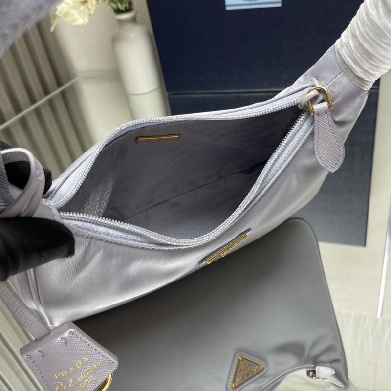 Prada Hobo Bags Youthful 75137