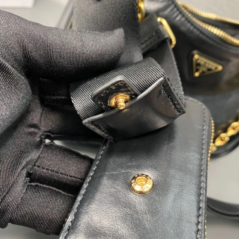 Prada Hobo Bags OnTrend 75134