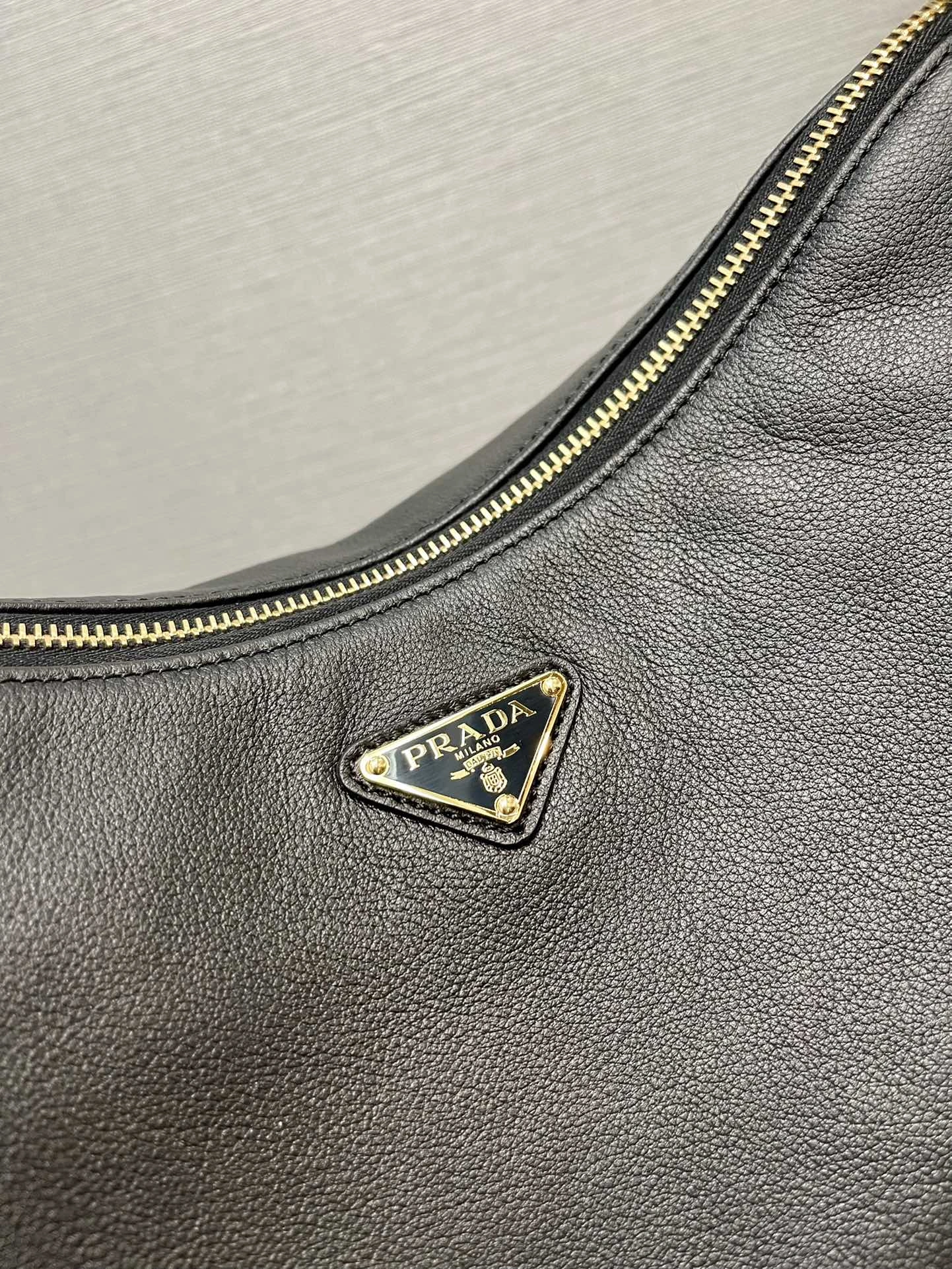 FlexibleFit Prada Hobo Bags 71679